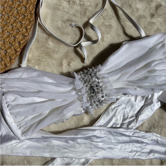 Beach Bunny I Cross My Heart Bridal Bandeau Top - Picture 2 of 9